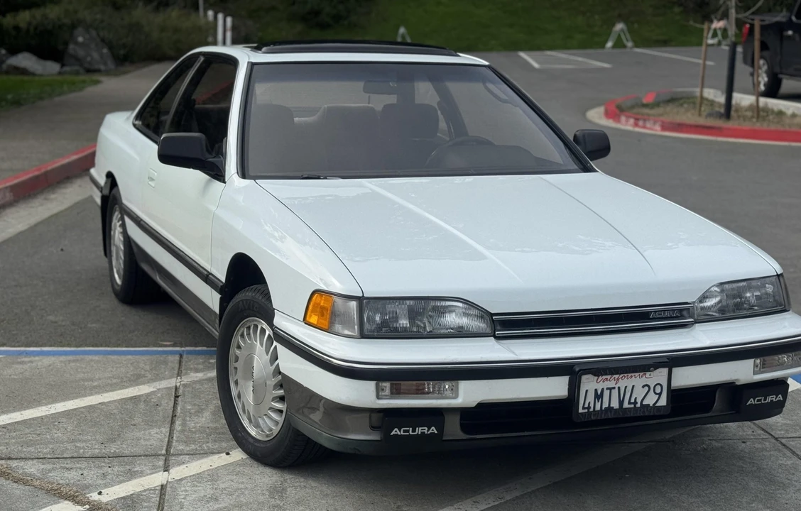 1989 Acura Legend 1st Gen - Image 7 of 31