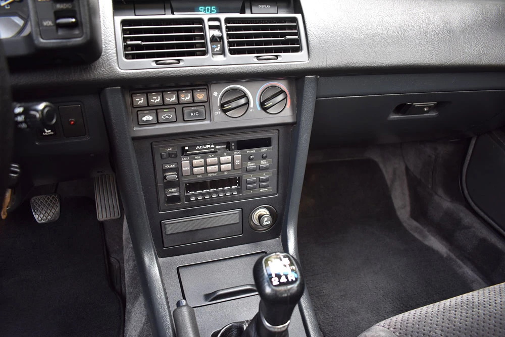 1989 Acura Legend 1st Gen - Image 19 of 31