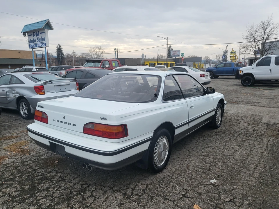1989 Acura Legend 1st Gen - Image 14 of 31