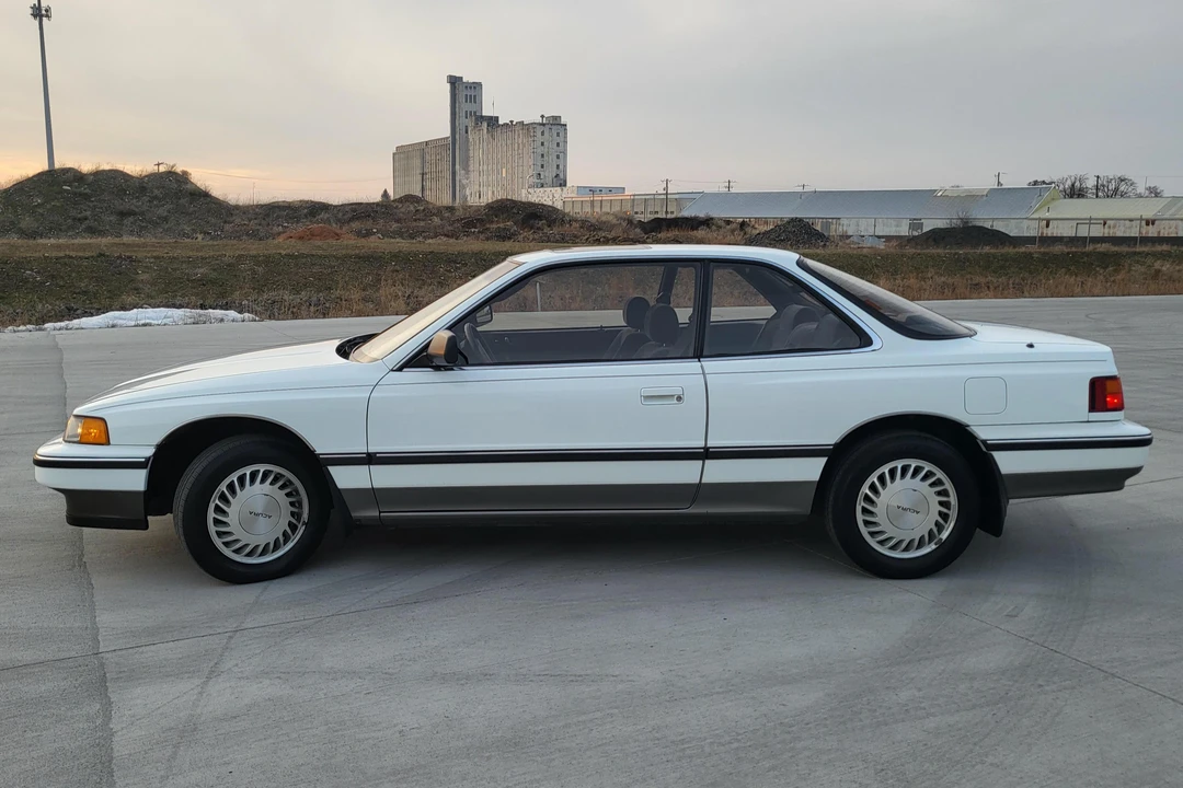 1989 Acura Legend 1st Gen - Image 3 of 31