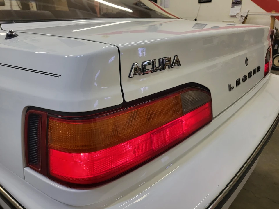 1989 Acura Legend 1st Gen - Image 29 of 31