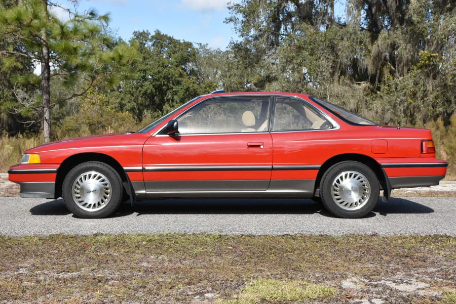 1989 Acura Legend 1st Gen - Image 2 of 12