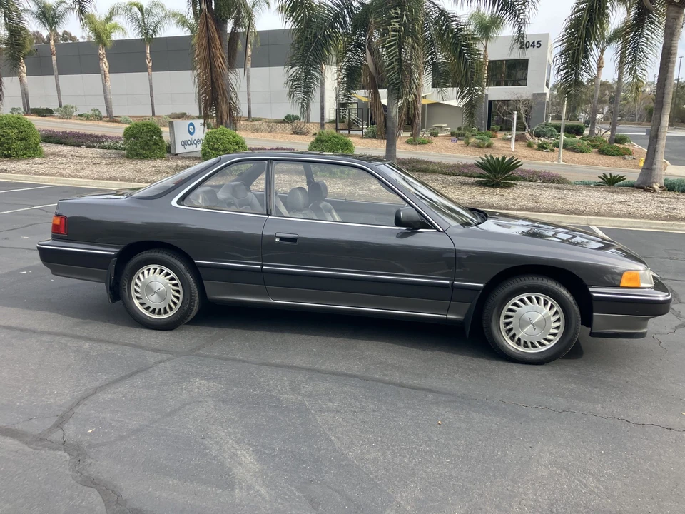 1989 Acura Legend 1st Gen - Image 11 of 31