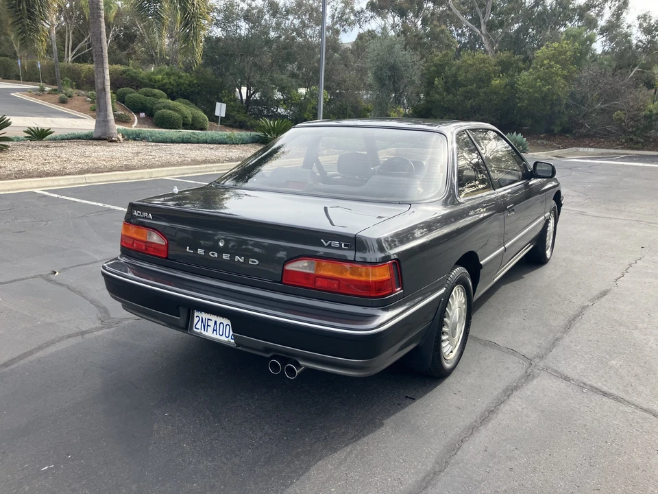 1989 Acura Legend 1st Gen - Image 10 of 31
