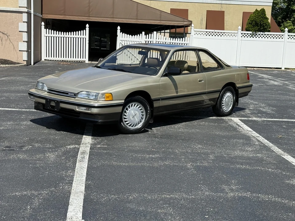 1989 Acura Legend 1st Gen - Image 28 of 31