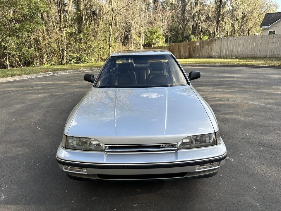 1989 Acura Legend 1st Gen - Image 4 of 31