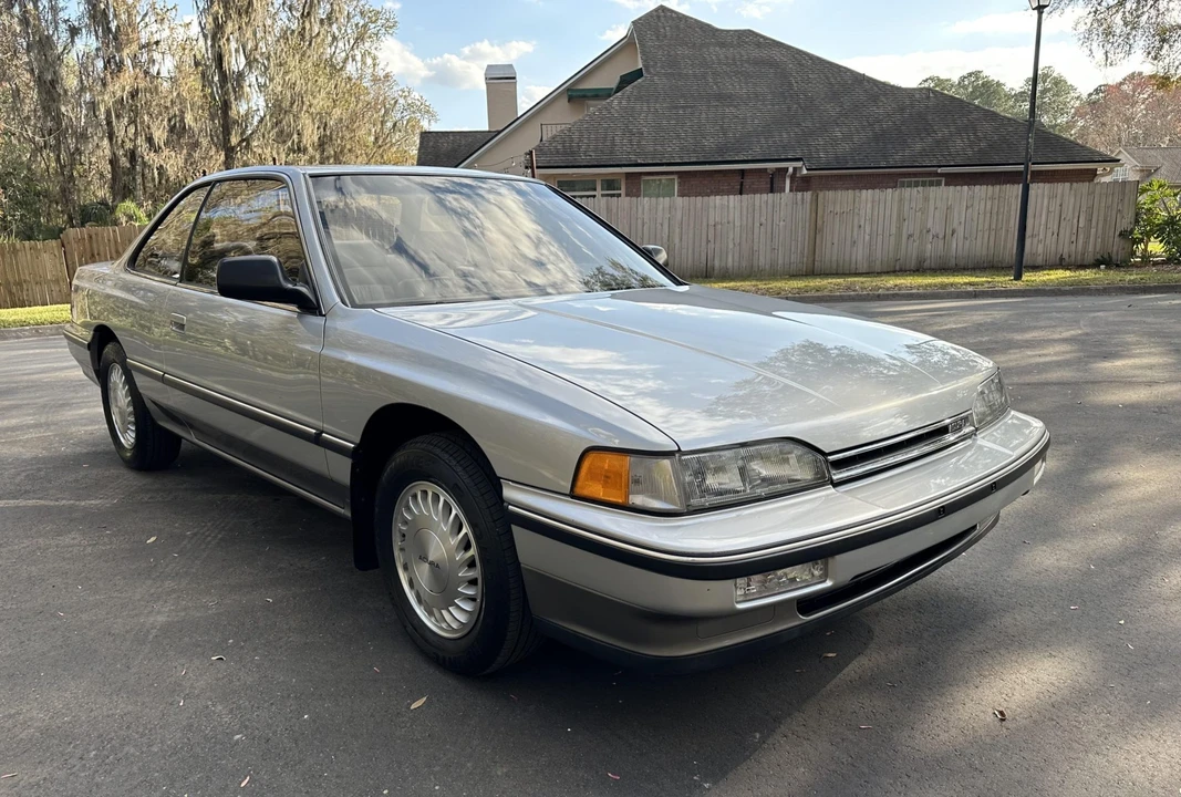 1989 Acura Legend 1st Gen - Image 8 of 31