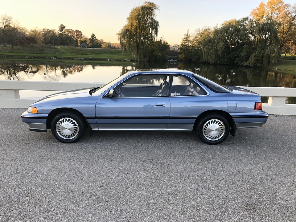 1989 Acura Legend 1st Gen - Image 15 of 31