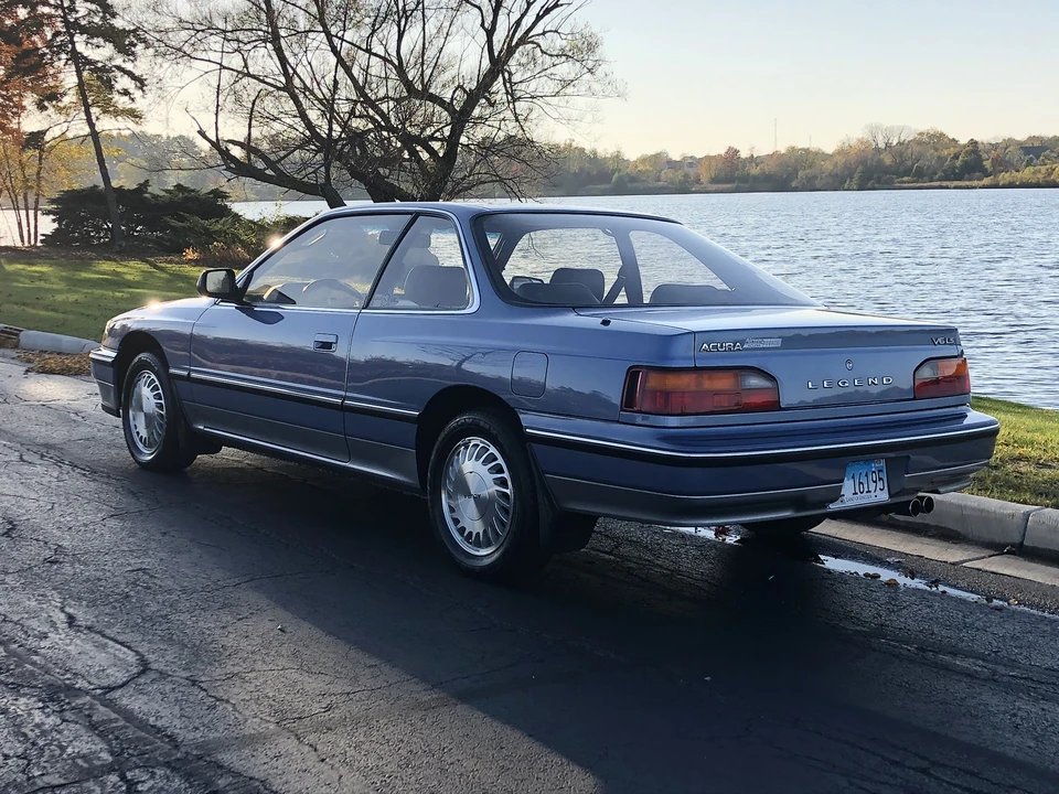 1989 Acura Legend 1st Gen - Image 23 of 31