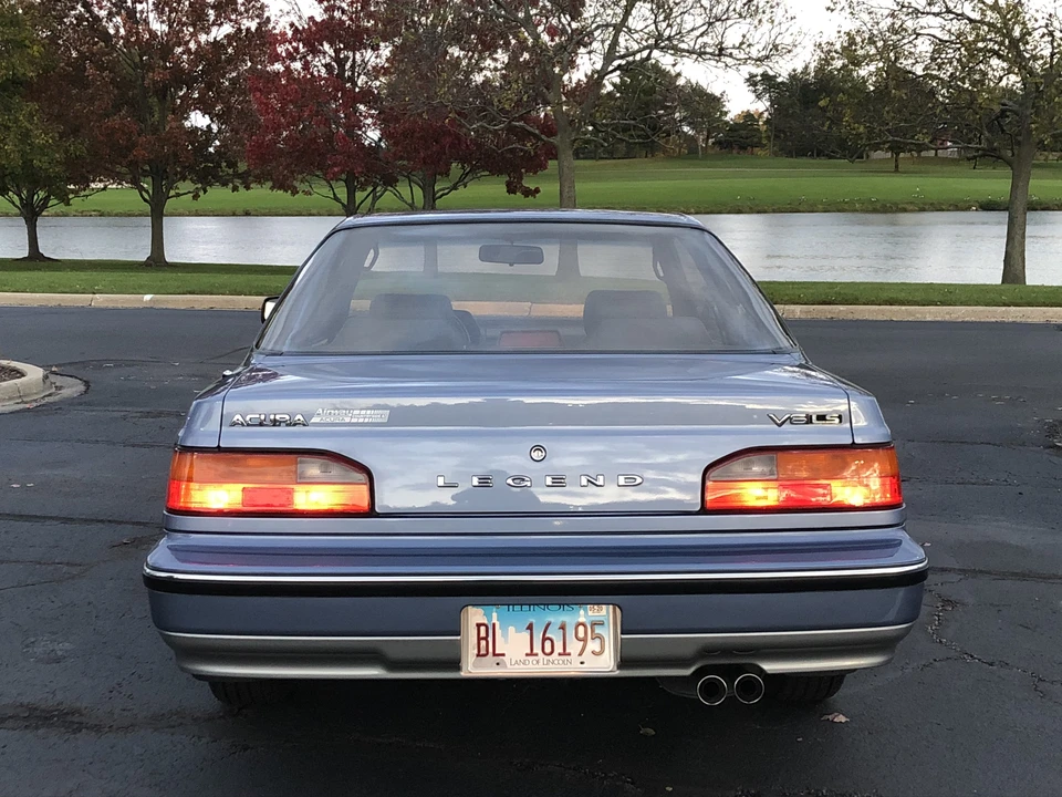 1989 Acura Legend 1st Gen - Image 28 of 31