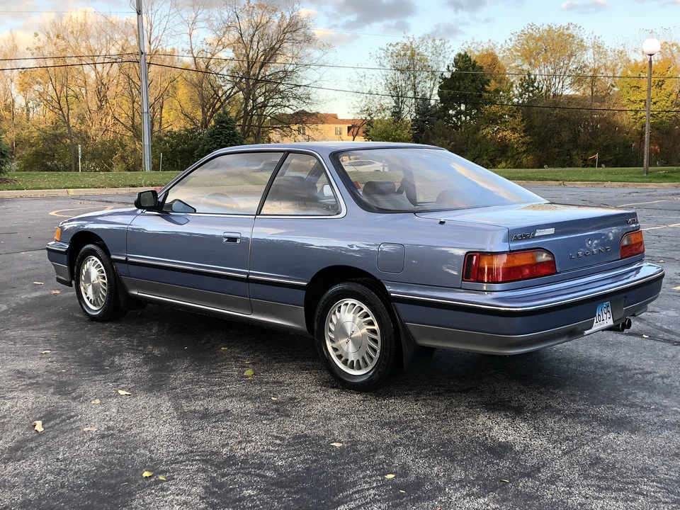 1989 Acura Legend 1st Gen - Image 20 of 31