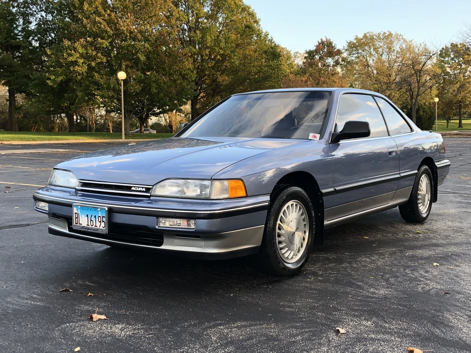 1989 Acura Legend 1st Gen - Image 10 of 31