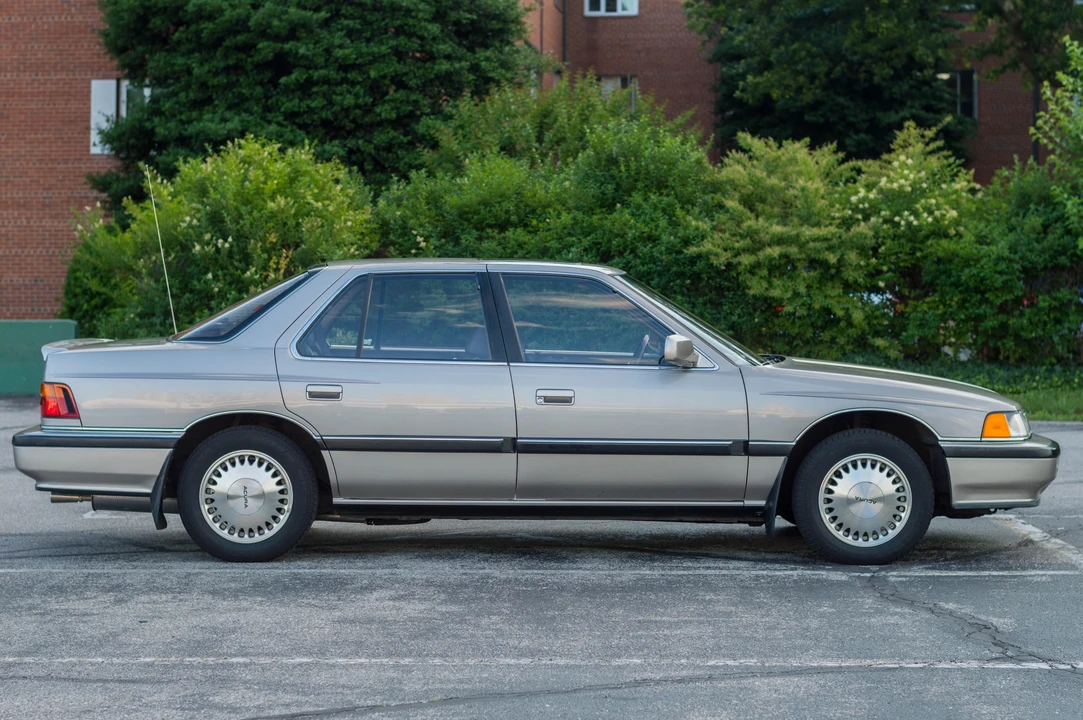 1989 Acura Legend 1st Gen - Image 28 of 31
