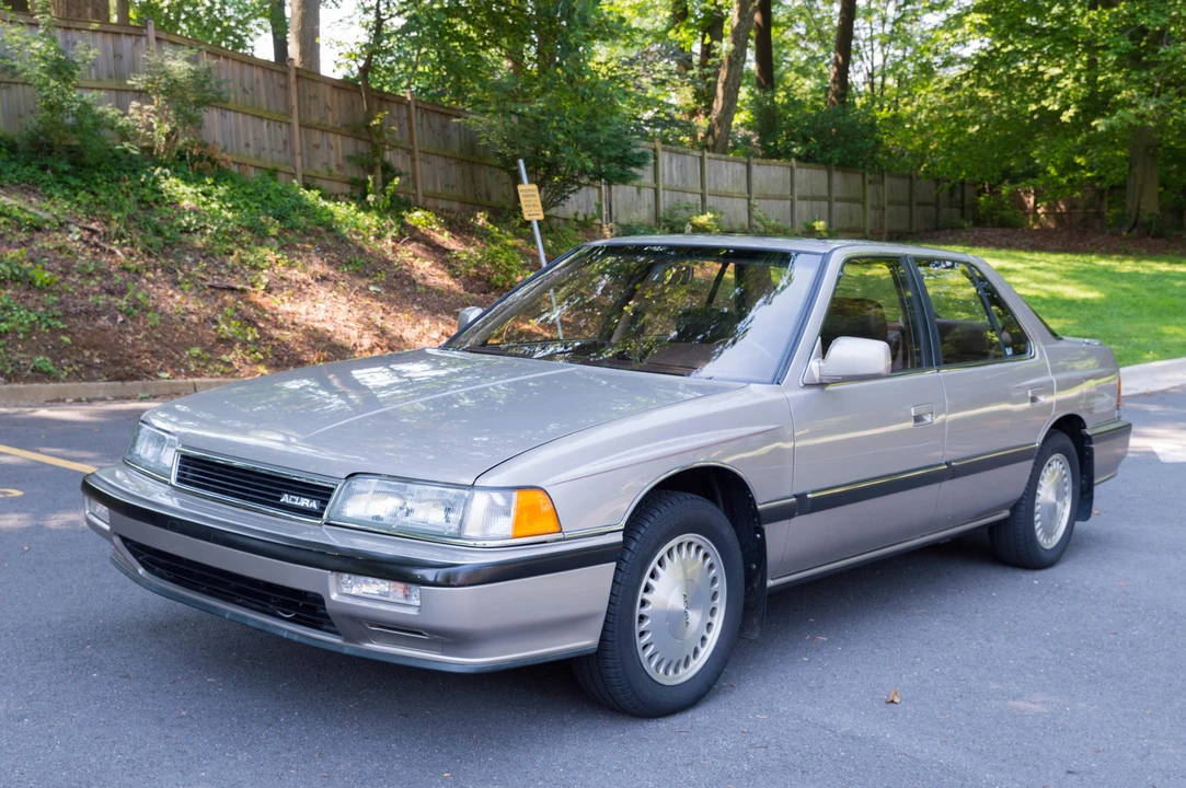 1989 Acura Legend 1st Gen - Image 4 of 31