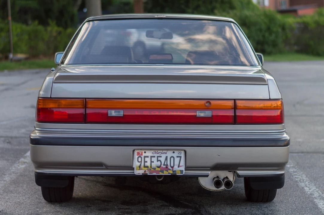 1989 Acura Legend 1st Gen - Image 24 of 31