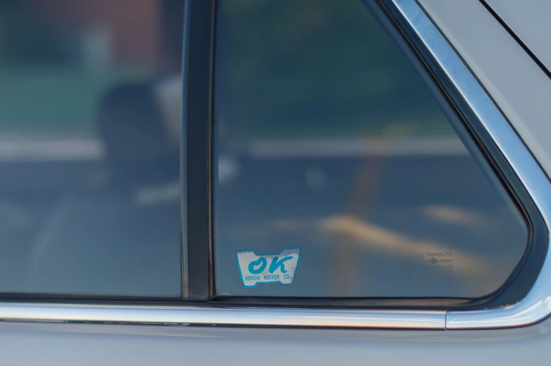 1989 Acura Legend 1st Gen - Image 19 of 31