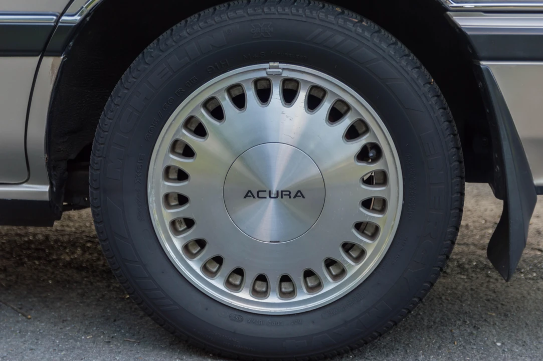 1989 Acura Legend 1st Gen - Image 23 of 31