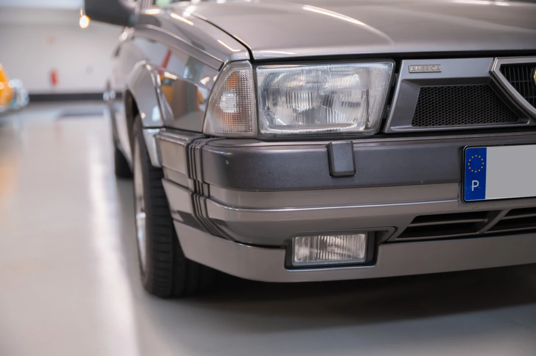 1989 Alfa Romeo 75/Milano - Image 15 of 31