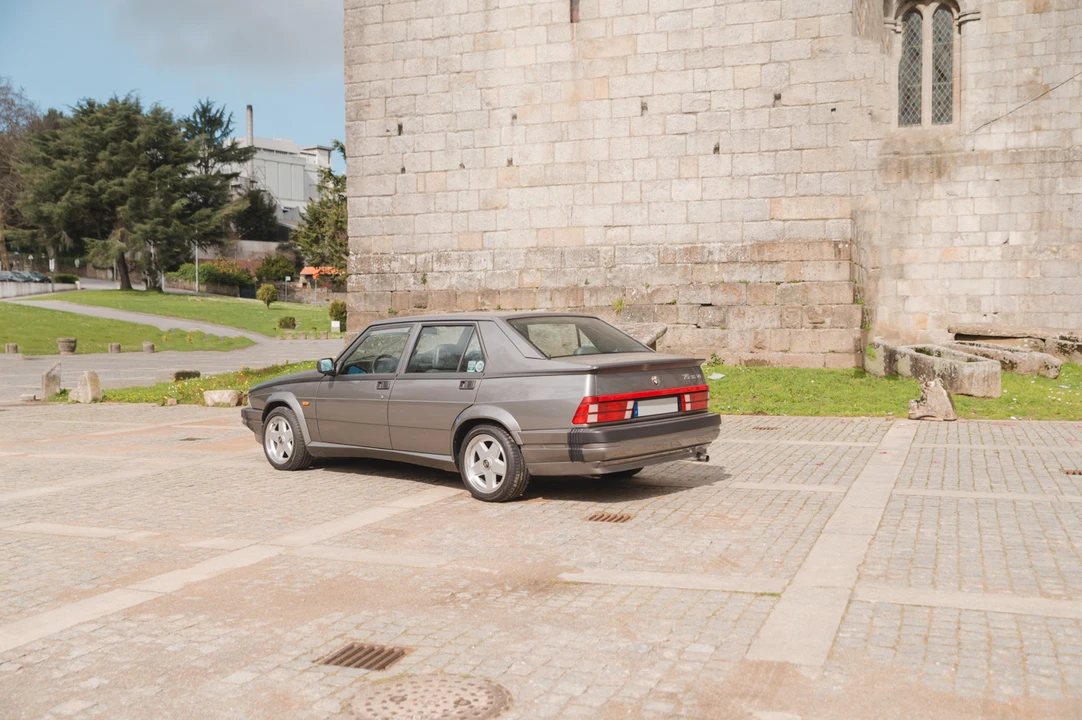 1989 Alfa Romeo 75/Milano - Image 6 of 31