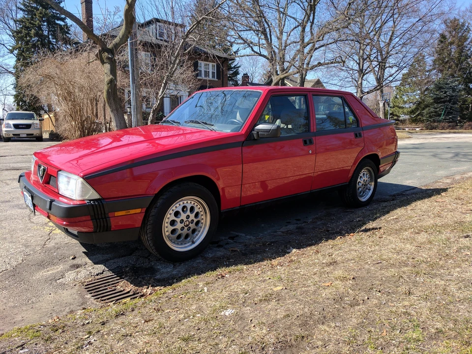1989 Alfa Romeo 75/Milano - Image 2 of 31