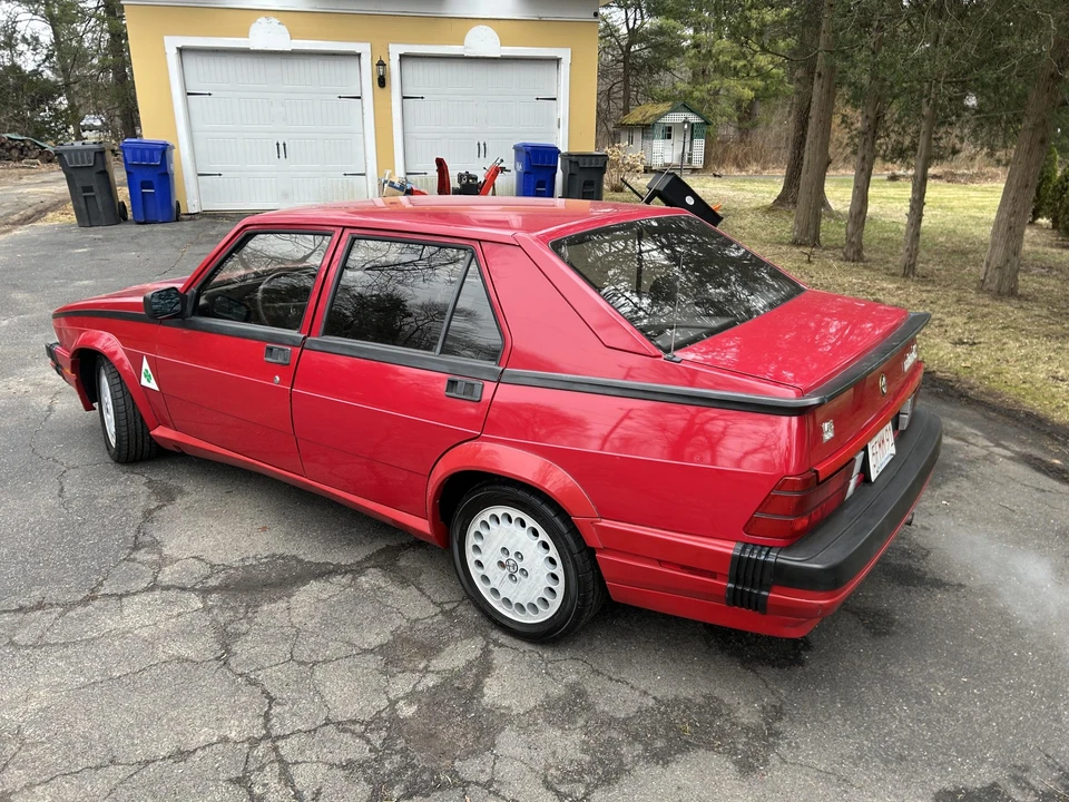 1989 Alfa Romeo 75/Milano - Image 10 of 31