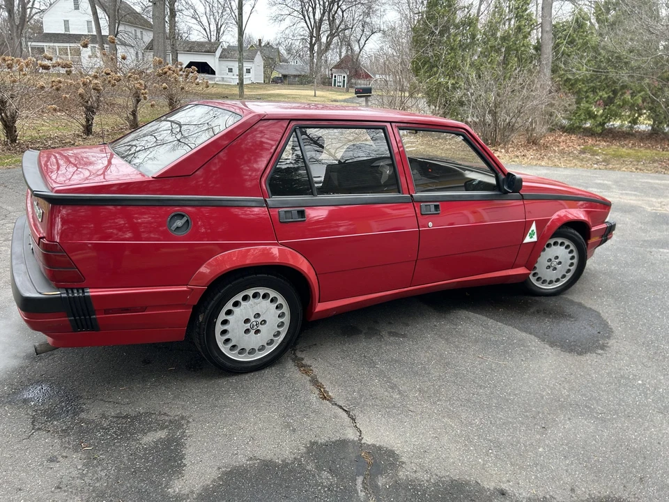 1989 Alfa Romeo 75/Milano - Image 19 of 31