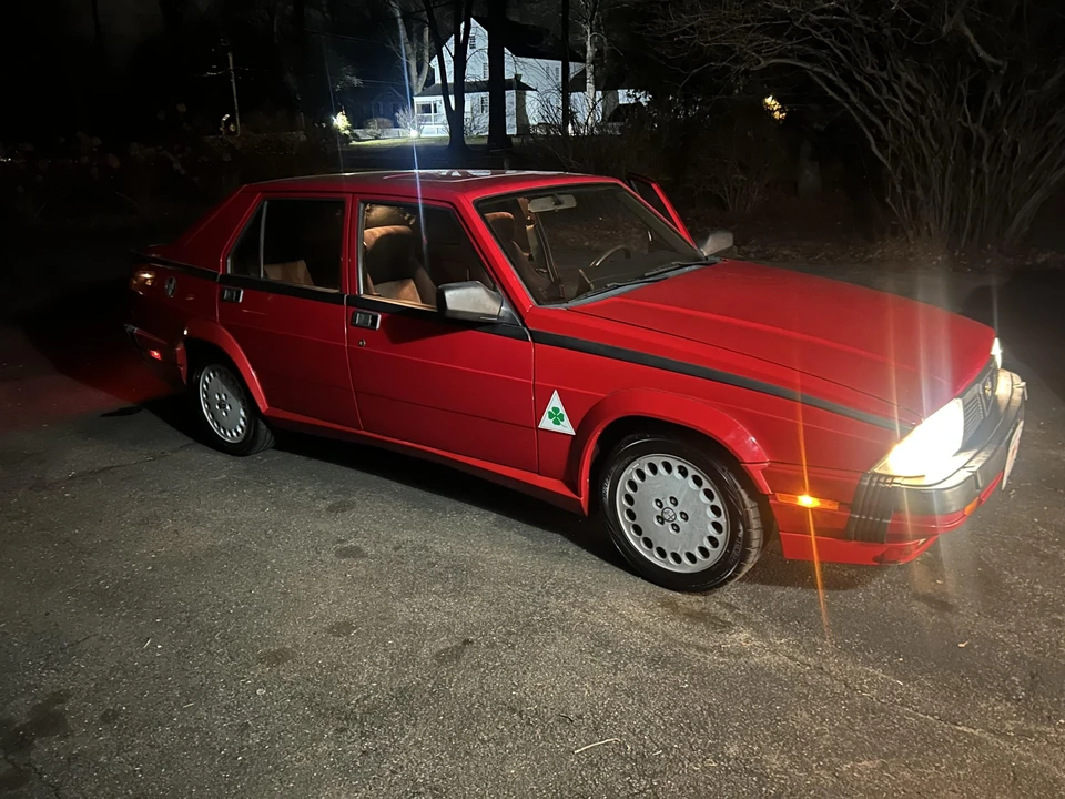 1989 Alfa Romeo 75/Milano - Image 30 of 31