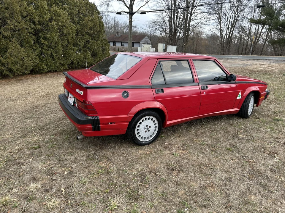 1989 Alfa Romeo 75/Milano - Image 18 of 31