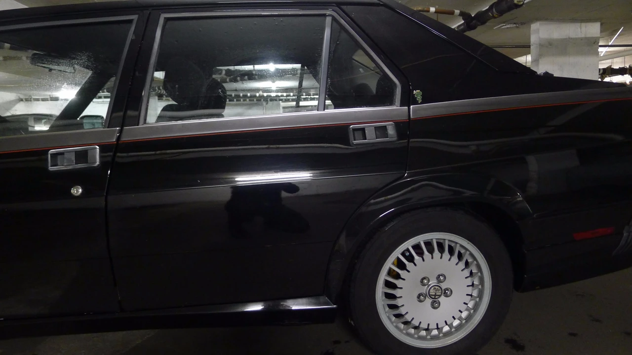 1989 Alfa Romeo 75/Milano - Image 19 of 31