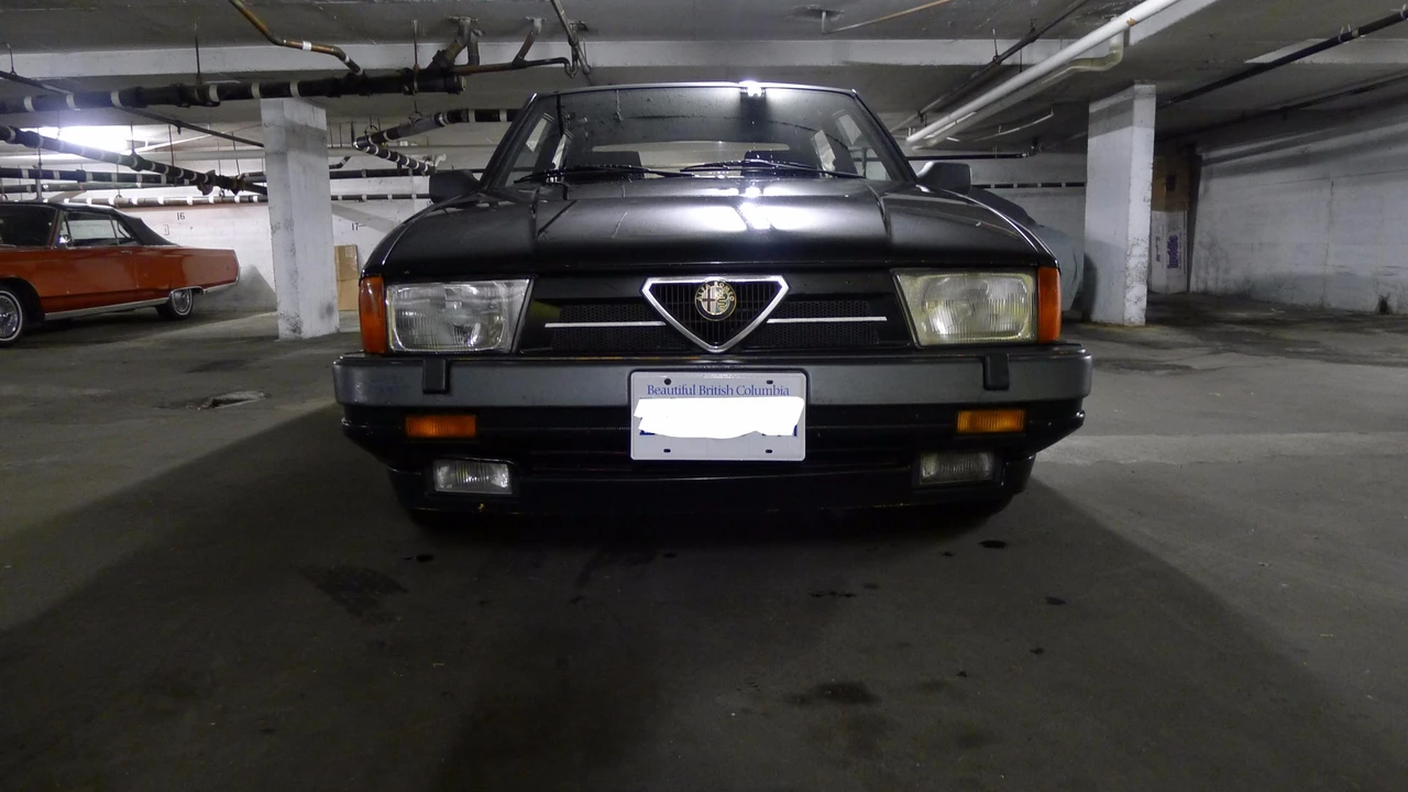 1989 Alfa Romeo 75/Milano - Image 15 of 31