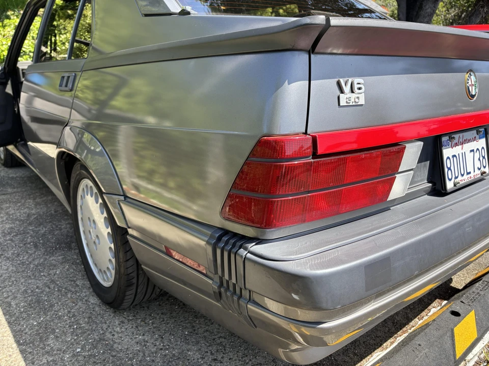1989 Alfa Romeo 75/Milano - Image 24 of 31