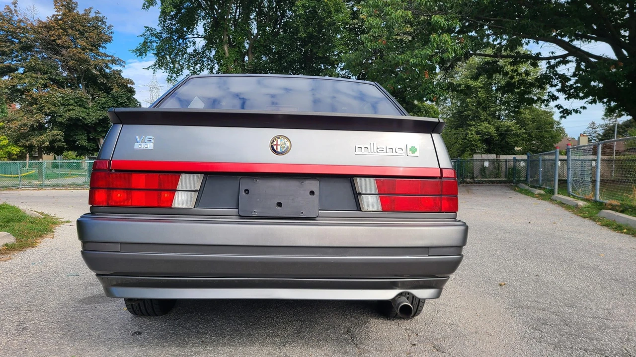 1989 Alfa Romeo 75/Milano - Image 8 of 31