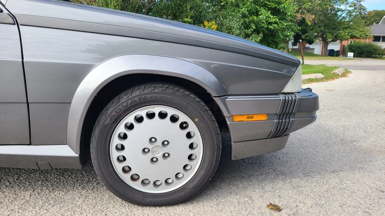 1989 Alfa Romeo 75/Milano - Image 25 of 31