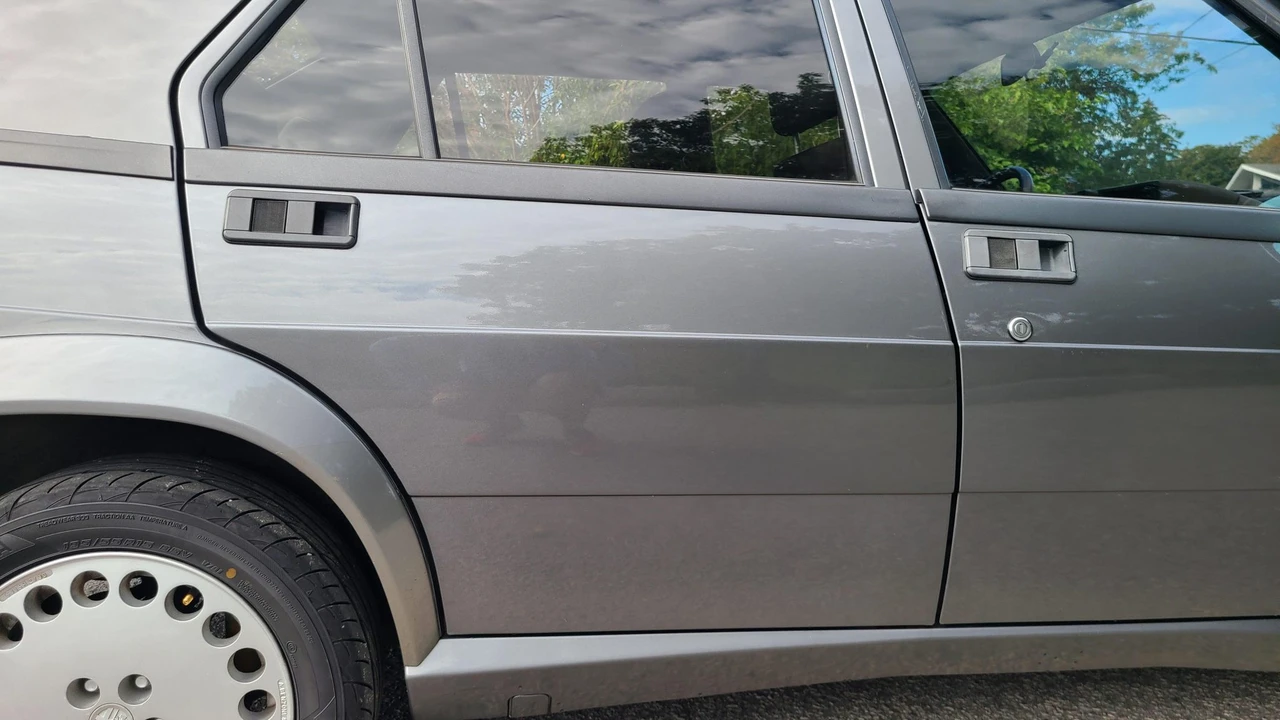 1989 Alfa Romeo 75/Milano - Image 23 of 31