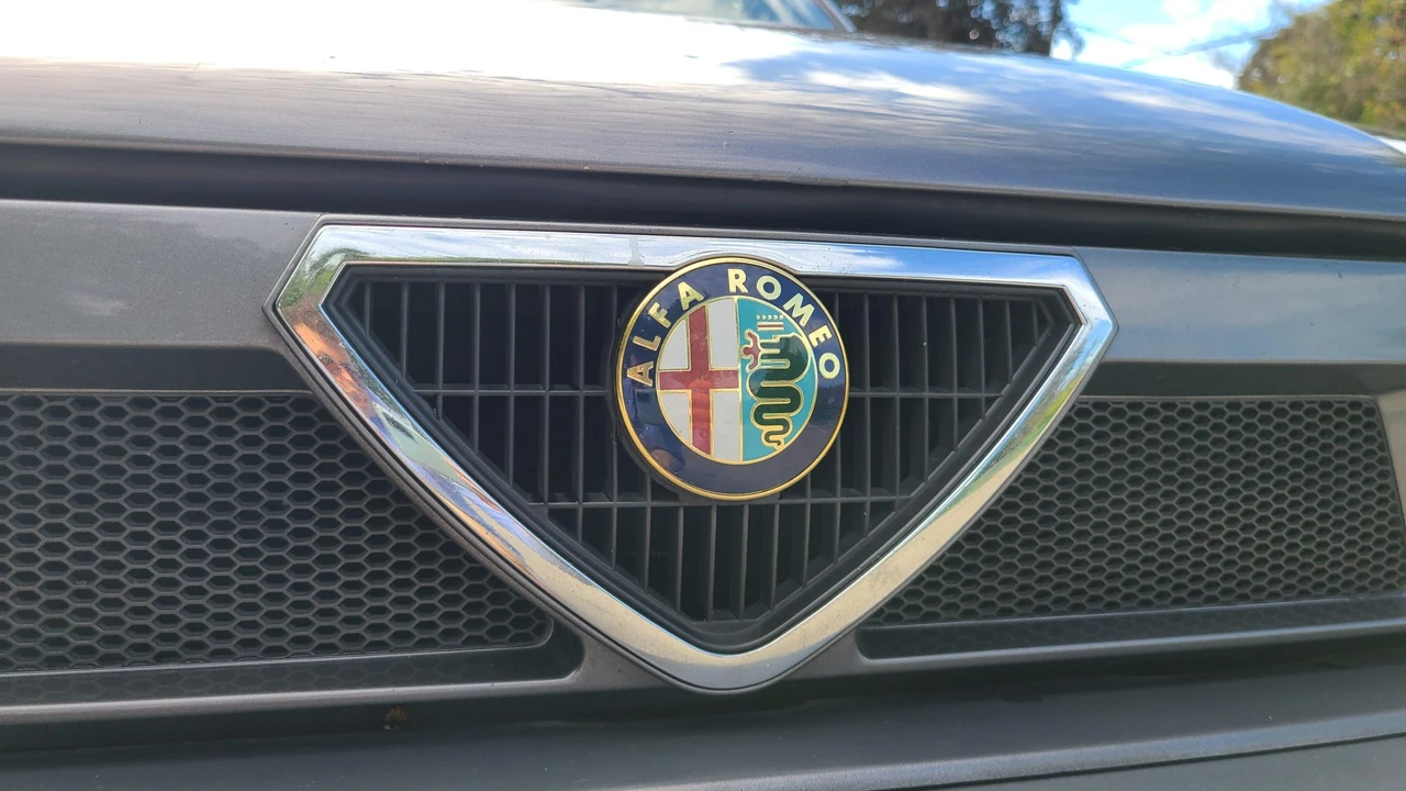 1989 Alfa Romeo 75/Milano - Image 27 of 31