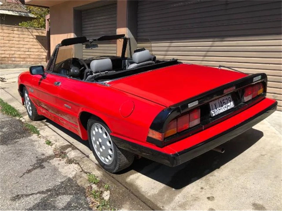 1989 Alfa Romeo 75/Milano - Image 8 of 25