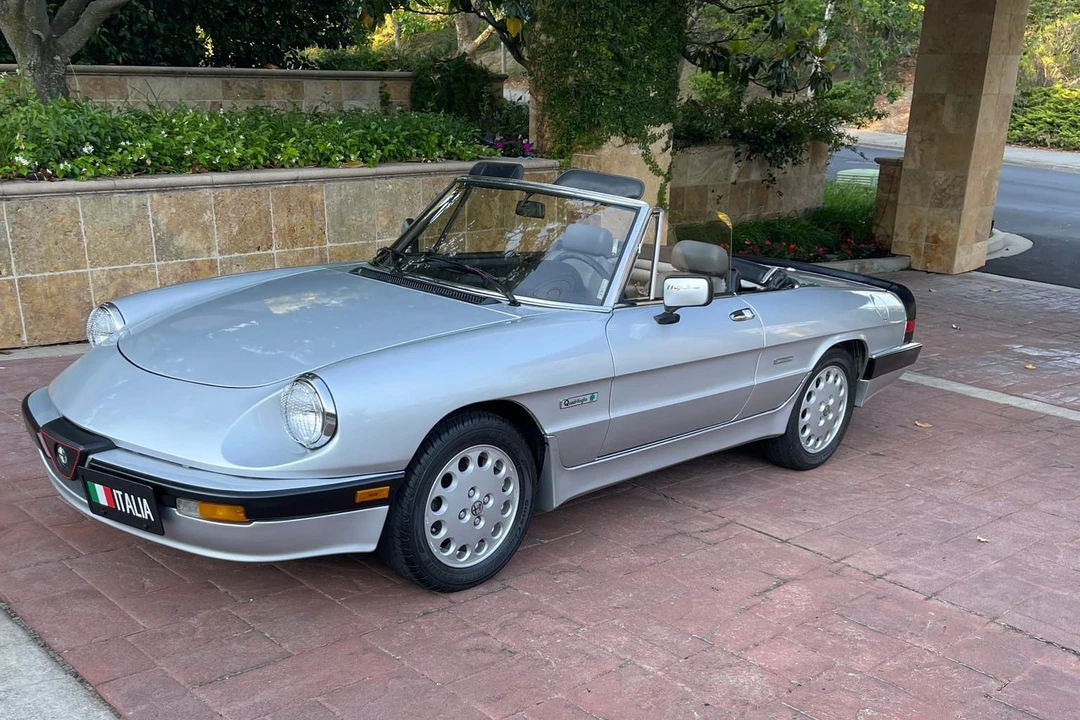 1989 Alfa Romeo Series 3 - Image 2 of 31