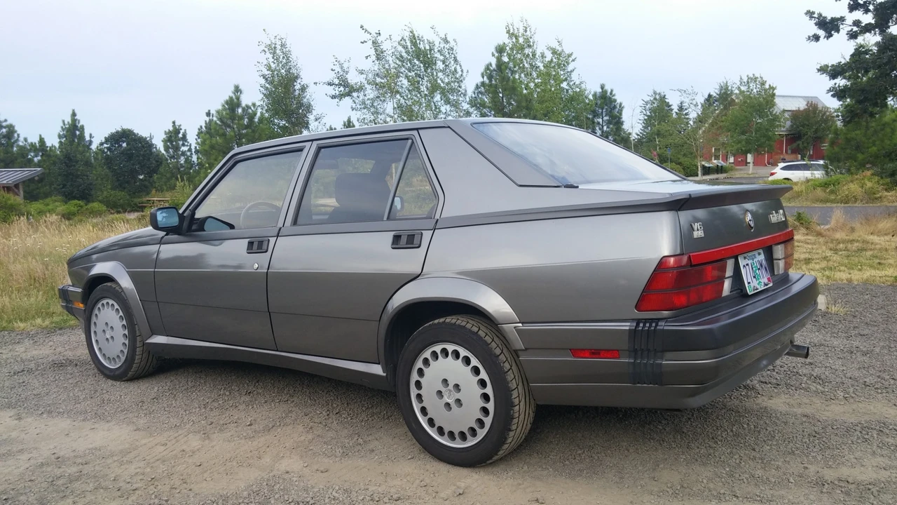1989 Alfa Romeo 75/Milano - Image 6 of 31