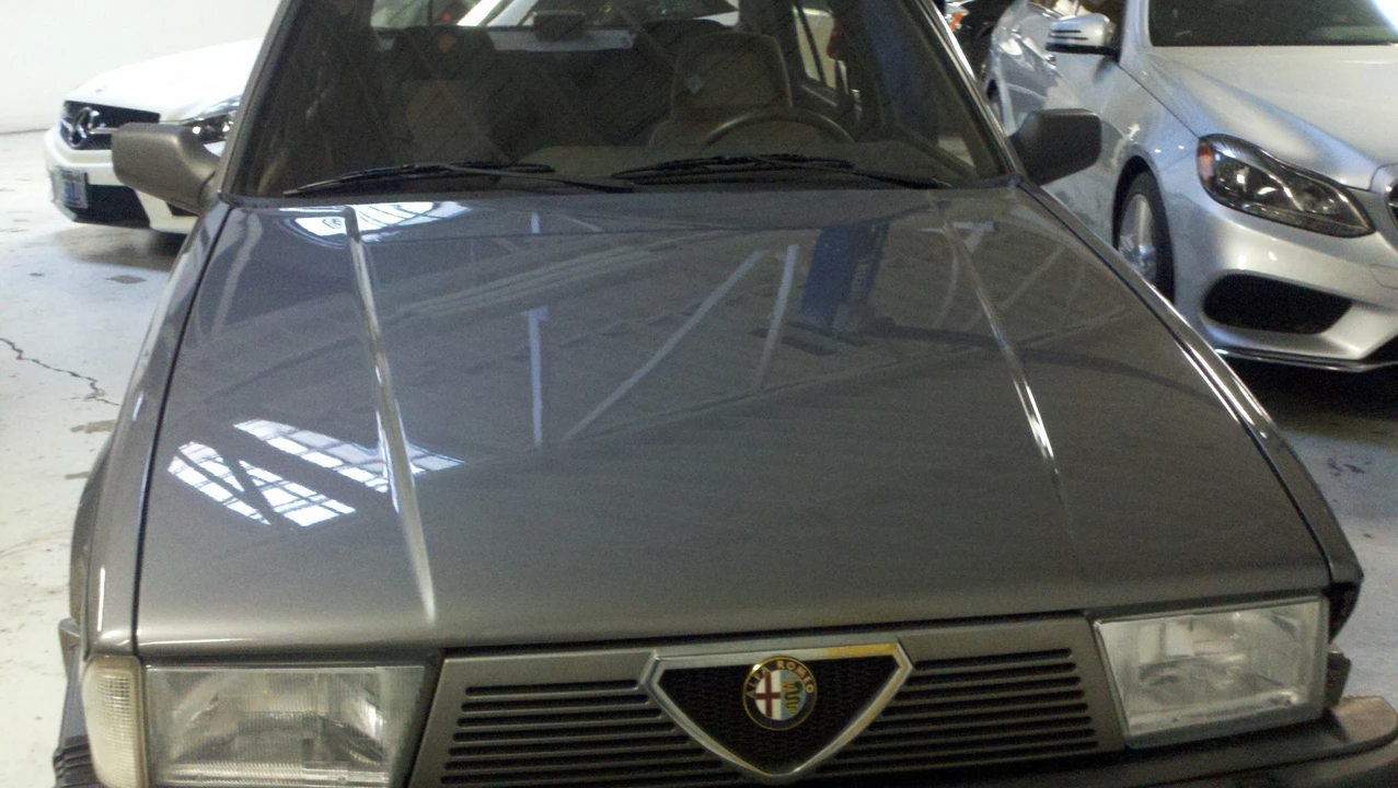 1989 Alfa Romeo 75/Milano - Image 28 of 31