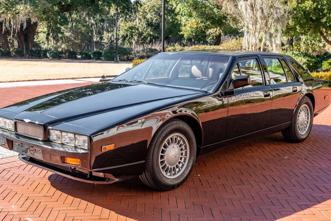 1989 Aston Martin Lagonda - Image 7 of 31