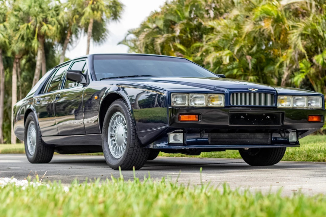 1989 Aston Martin Lagonda - Image 9 of 31