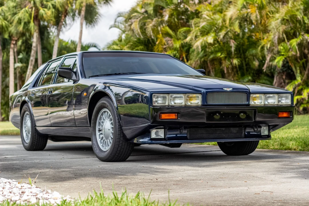 1989 Aston Martin Lagonda - Image 11 of 31