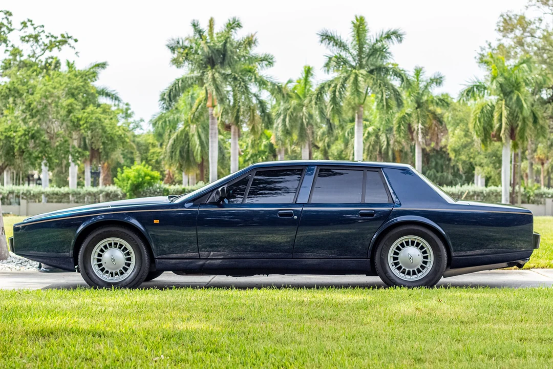 1989 Aston Martin Lagonda - Image 20 of 31