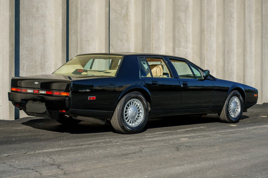 1989 Aston Martin Lagonda - Image 8 of 31