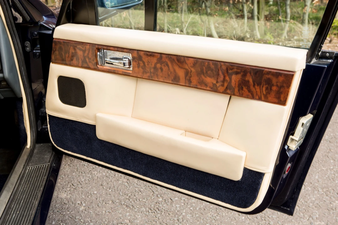 1989 Aston Martin Lagonda - Image 23 of 31
