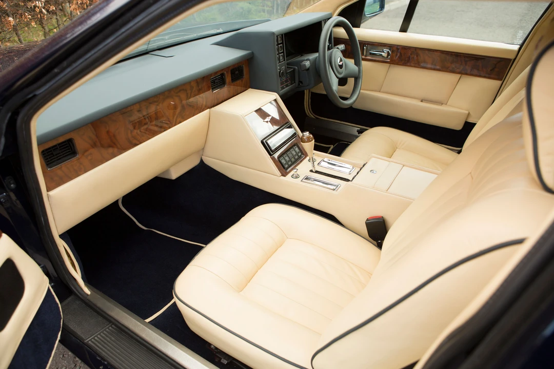 1989 Aston Martin Lagonda - Image 15 of 31