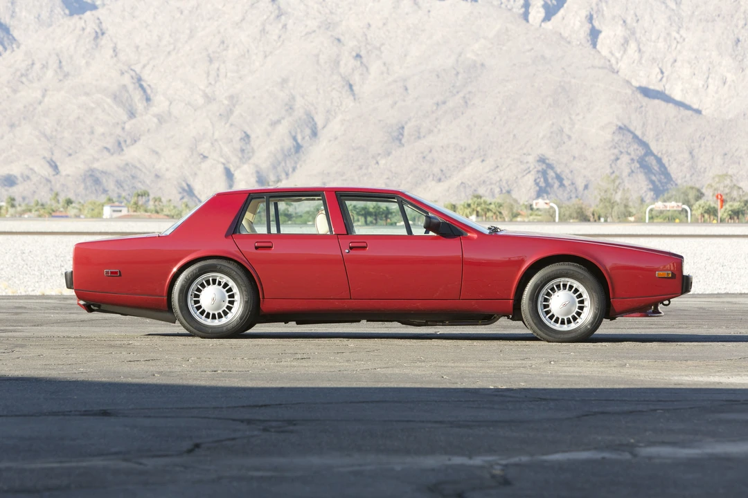 1989 Aston Martin Lagonda - Image 30 of 31