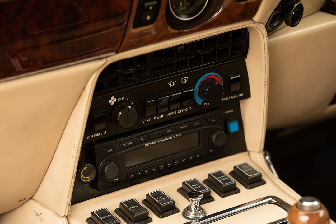 1989 Aston Martin AM V8 - Image 30 of 31