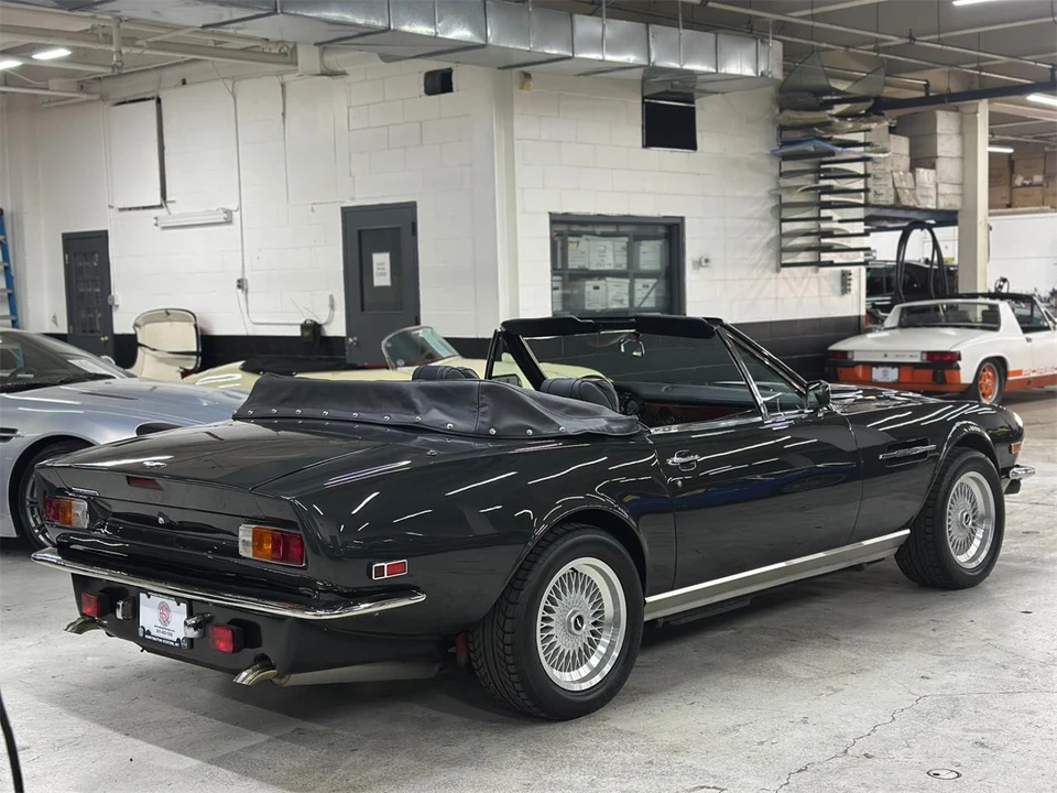 1989 Aston Martin DBS V8 & V8 & V8 Vantage - Image 11 of 31