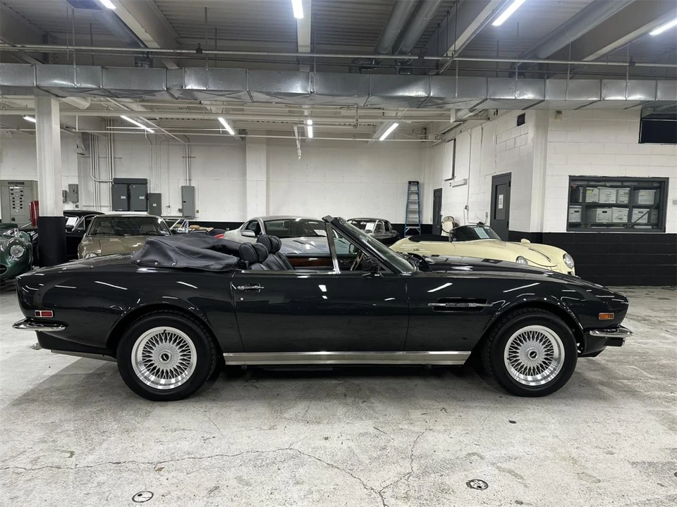 1989 Aston Martin DBS V8 & V8 & V8 Vantage - Image 15 of 31
